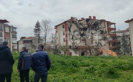 Site için riskli yapı kararı: Dönüşüm süreci başladı