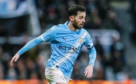 Galatasaray ve Fenerbahçe ile adı anılan Bernardo Silva için resmi ayrılık açıklaması