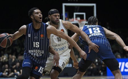 Anadolu Efes, Dubai Basketbol'u devirdi!