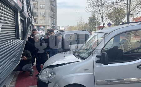 Fren yerine gaza basan sürücü işyerine daldı