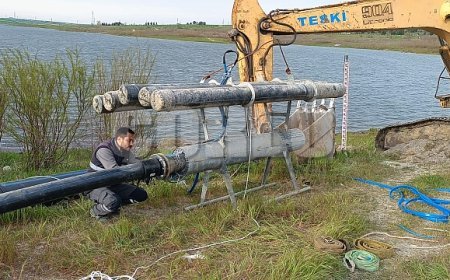 TÜRKMENLİ GÖLETİ'NE YÜZER TERFİ İSTASYONU KURULDU