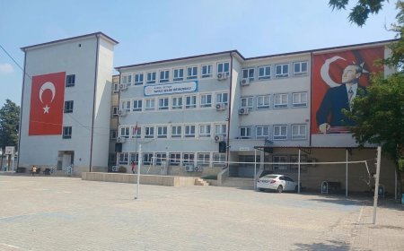 Son dakika okul haberleri: Adana'da okul çevresinde silah sesleri! Öğrenciler dışarı fırladı