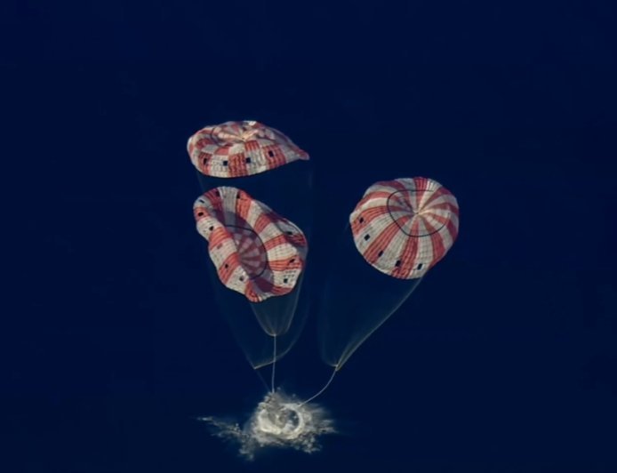 Derin uzaydan tarihi dönüş. 4 astronot Dünya'ya indi