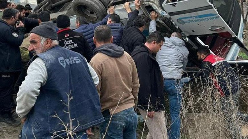 SON DAKİKA ANKARA KAZA HABERLERİ: Özel halk otobüsü üst geçide çarptı! Çok sayıda ölü ve yaralı