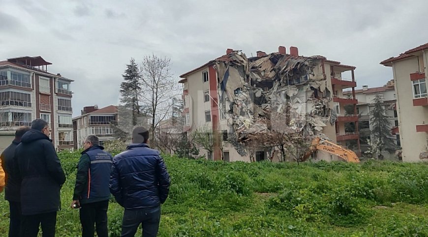 Site için riskli yapı kararı: Dönüşüm süreci başladı