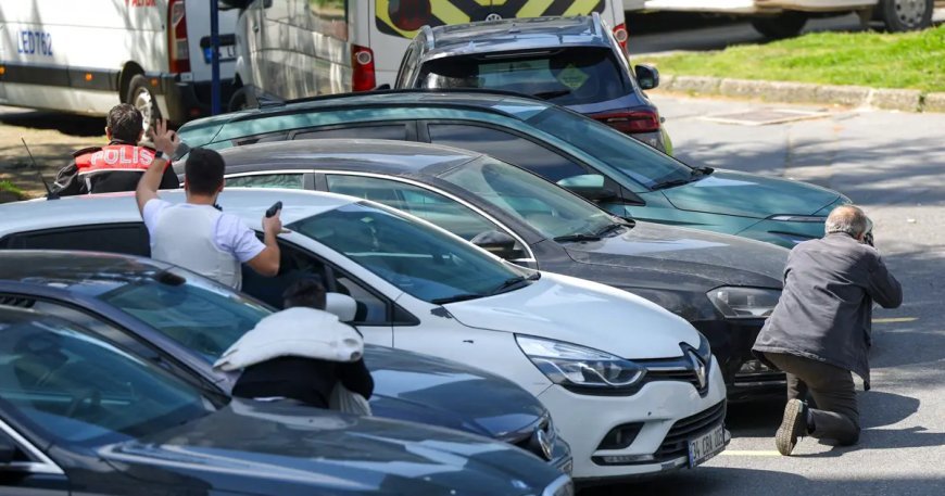 İstanbul İsrail Konsolosluğu önünde çatışma: 1 terörist öldürüldü, 2 terörist yaralı ele geçirildi