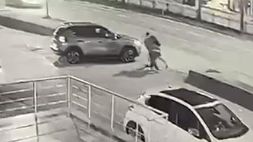 Dehşet anları kamerada! İş arkadaşını 9 bıçak darbesiyle katletti