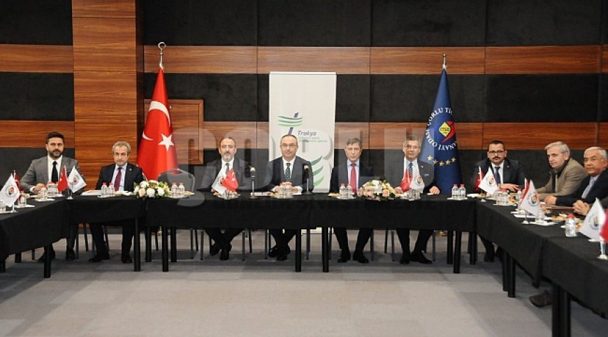 Çorlu'da 'Yerel Kalkınma Hamlesi' bilgilendirme toplantısı yapıldı