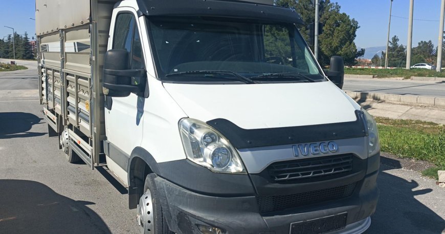 Tescilsiz plaka kullanan sürücüye ceza