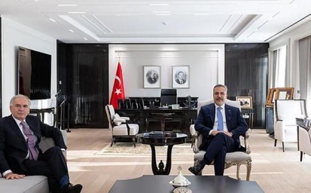Dışişleri Bakanı Hakan Fidan, BM Genel Sekreteri'nin Özel Temsilcisi Arnault ile bir araya geldi