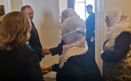 Barış Anneleri'nden MHP'ye ziyaret