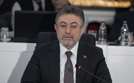 Bakan Yumaklı tartışmalara noktayı koydu: Yapay et Türkiye’ye giremez
