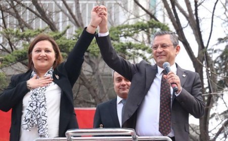 Son dakika... CHP, Burcu Köksal'ı kesin ihraç talebiyle disipline sevk etti