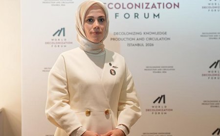 NUN Eğitim ve Kültür Vakfı Başkanı Esra Albayrak: Eski dünya sarsılıyor, yeni dünya kuruluyor