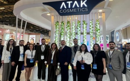 ÇETİN GROUP’UN ATAK COSMETIC STANDI BEAUTY İSTANBUL FUARI’NDA BÜYÜK İLGİ GÖRDÜ