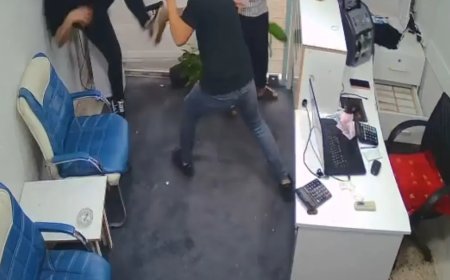 Döviz bürosuna silahlı saldırı: Saldırganla boğuşarak tabancasını tuttu, hayatta kaldı