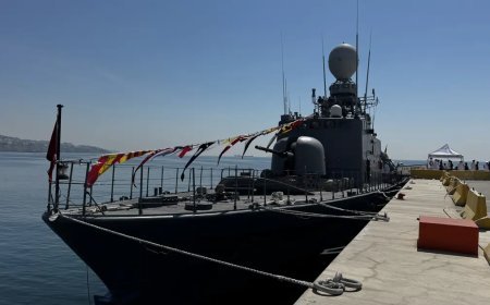 TCG Gurbet hücumbotu ve TCG Kapaz ziyarete açıldı