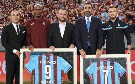 Trabzonspor'da 2 veda birden!