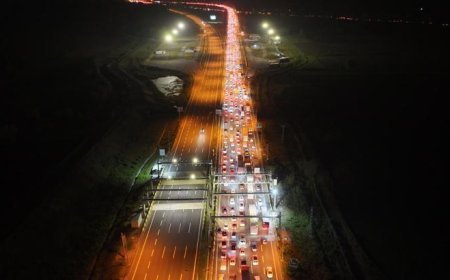 Havadan görüntülendi! Büyük göç başladı; bazı noktalarda trafik durma noktasına geldi