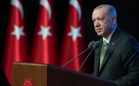 Cumhurbaşkanı Erdoğan, Necip Fazıl Kısakürek'i andı