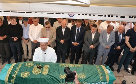 Özgür Özel'in acı günü: Amcasının cenazesine katıldı