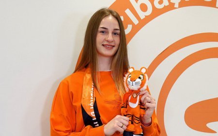 Eczacıbaşı Aleksandra Uzelac'ı kadrosuna kattı!