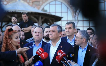 Özgür Özel: Salı günü çok geniş kapsamlı grup toplantısı yapacağız