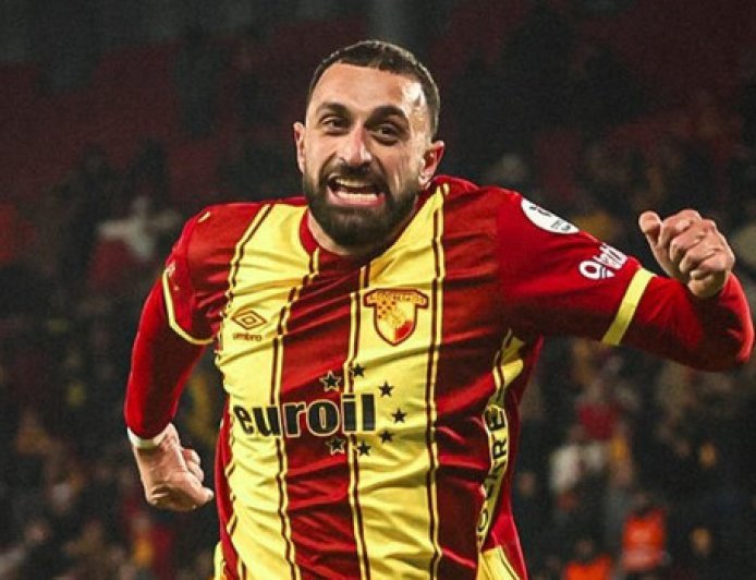 Göztepe'de Efkan Bekiroğlu'nun sözleşmesi uzatıldı