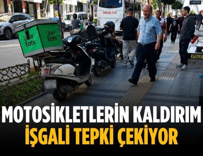 Motosikletlerin kaldırım işgali tepki çekiyor