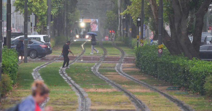 İstanbul ve İzmir'de hava ısınıyor: Sıcaklık 25 dereceyi aşacak ama öğleden sonraya dikkat