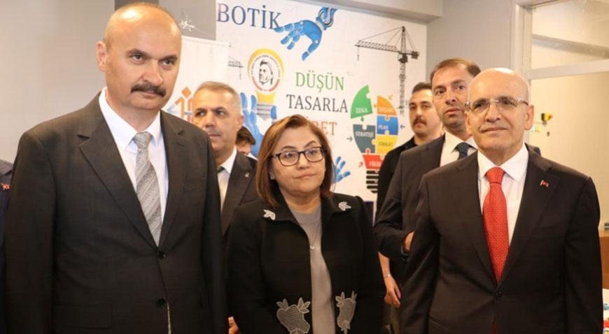 Hazine ve Maliye Bakanı Şimşek: Teknoloji bizim için kritik bir alan