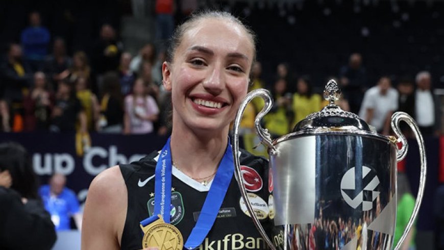 VakıfBank'ta Sıla Çalışkan ile yollar ayrıldı!