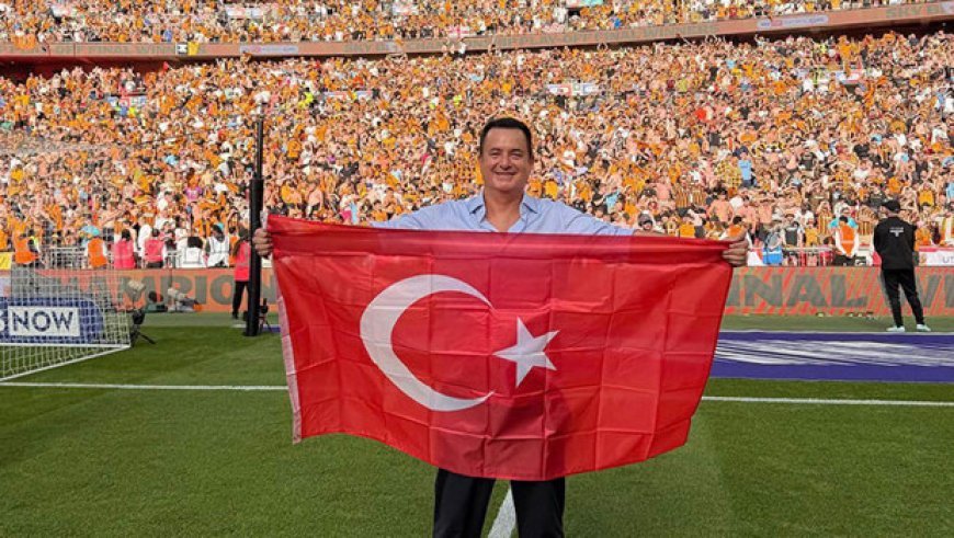 İngiltere'de tarih yazan Türk başkan!