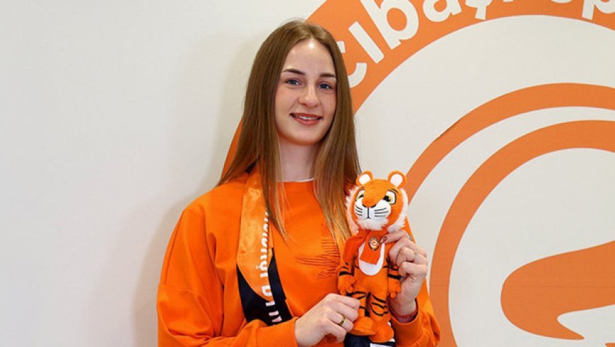 Eczacıbaşı Aleksandra Uzelac'ı kadrosuna kattı!