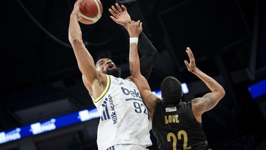 Fenerbahçe Beko, yarı finalde Anadolu Efes'in rakibi oldu!