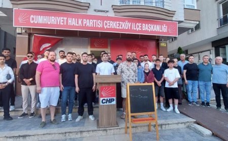 ÇERKEZKÖYLÜ CHP'Lİ GENÇLERDEN BAŞKAN AKAY'A DESTEK