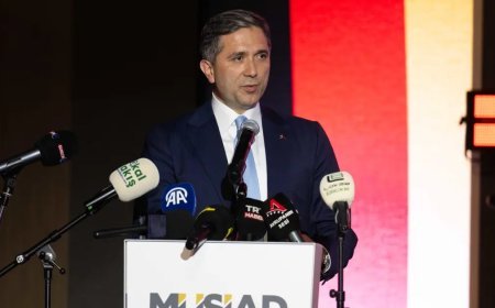 AK Parti Genel Başkan Yardımcısı Sırakaya: "Avrupa'daki Türk müteşebbisler 750 bin kişiye istihdam sağlıyor"