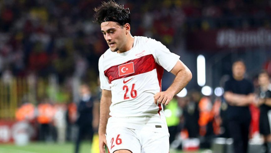 Milli Takım'da 2 futbolcu kamptan ayrıldı